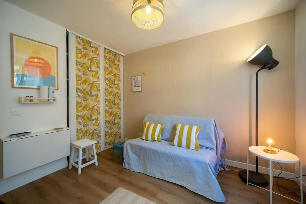Appartement Tout Equipe A Cote De La Marseille Timone Apartment